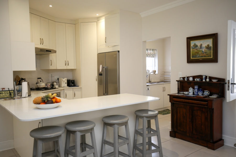 3 Bedroom Property for Sale in River Club Western Cape